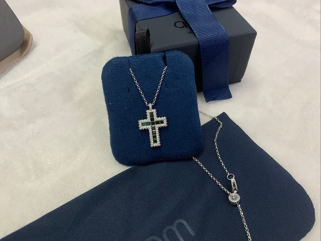 APM Monaco Elegant Green Cross Pendant Necklace
